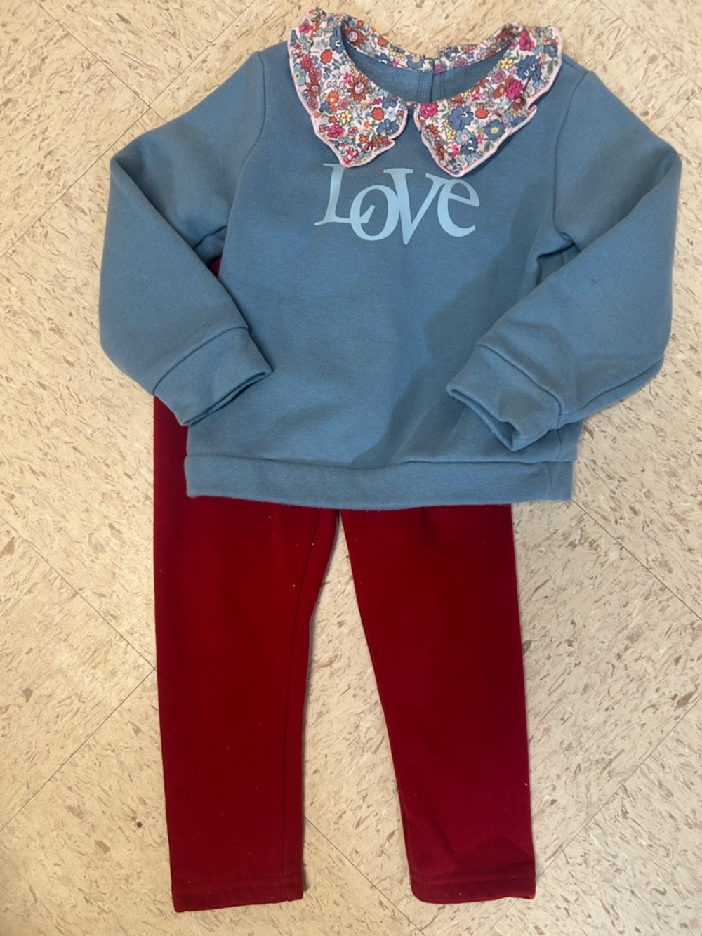 Kids Cozy Carter’s Maroon Leggings -365 kids LOVE sweatshirt size 4